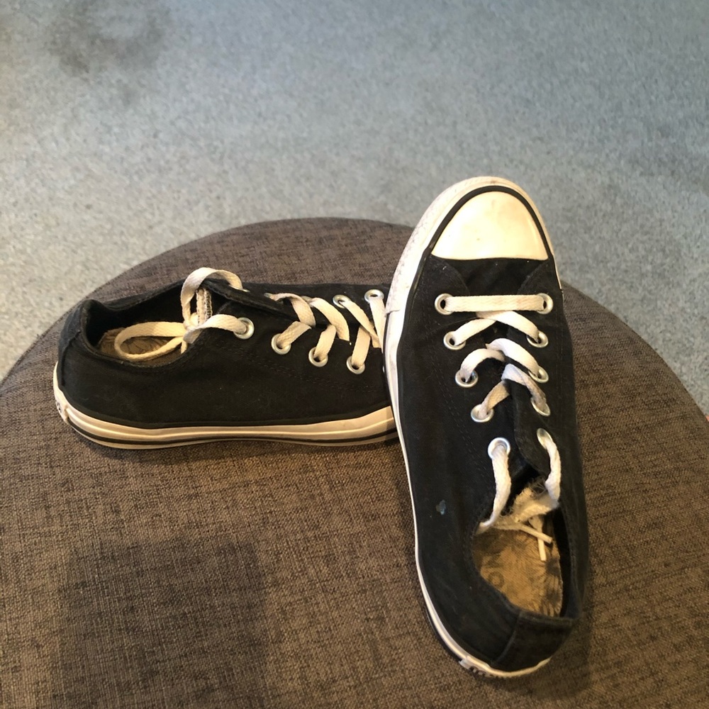 Converse Shoes size 6